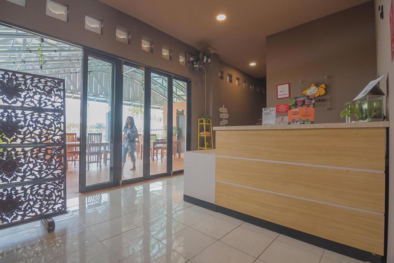 Reddoorz Hostel @ Grand Pangandaran Exterior photo
